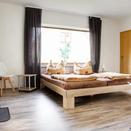 Apartman Unteres In Mit Grill Und Terrasse