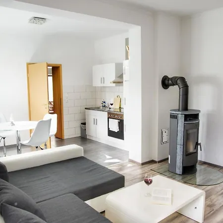Apartman Unteres In Mit Grill Und Terrasse *